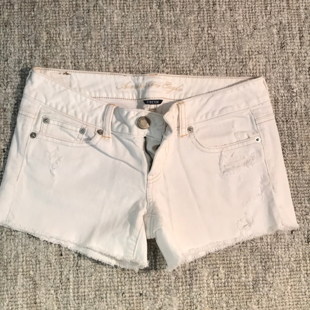 American Eagle white denim